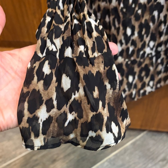 Style & Co. Leopard Print Ruffle Front Blouse 2P edgy boho chic textured - Picture 5 of 7